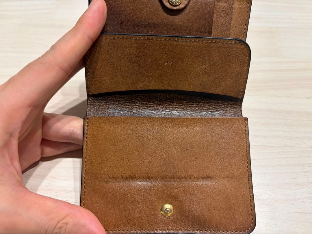 【forme】フォルメ ポストウォレット コードバン ブラック ブラウン