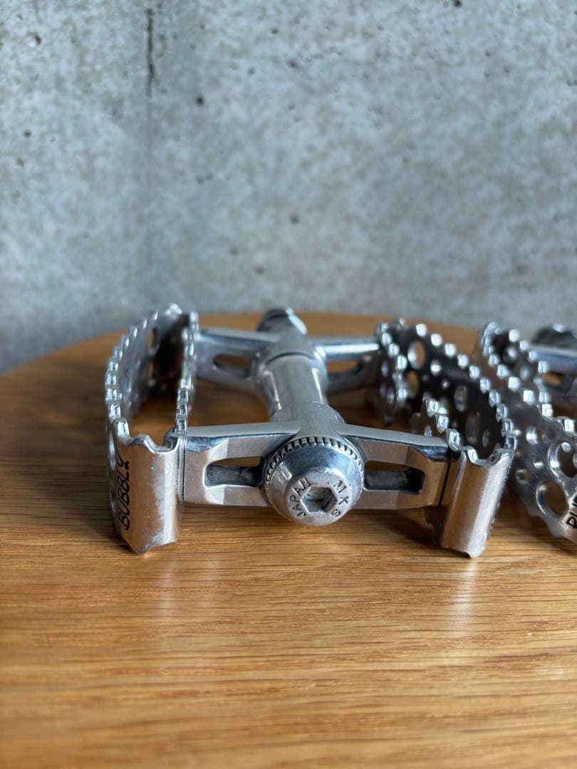 SIMWORKS Tiny Bubbly Pedal シルバー