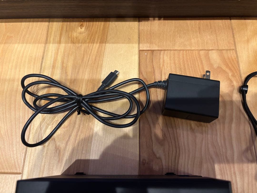 Nintendo Switch グレー 本体 充実の付属品