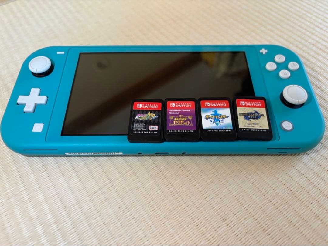 Nintendo Switch Lite 本体　カセット1枚 バイオレットのみ