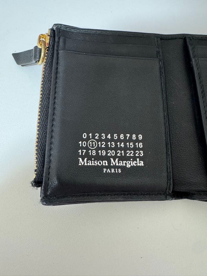 新品 マルジェラ 三つ折り財布 Glam Slam