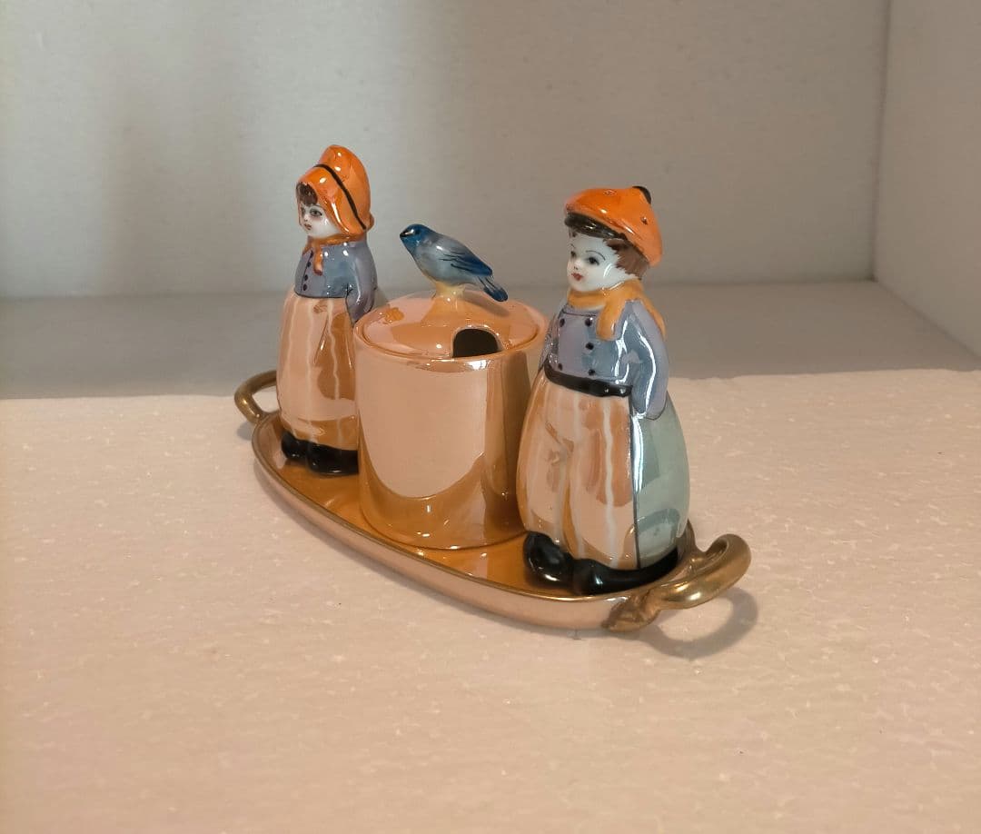 オールドノリタケ　ラスター彩　オランダ少年少女