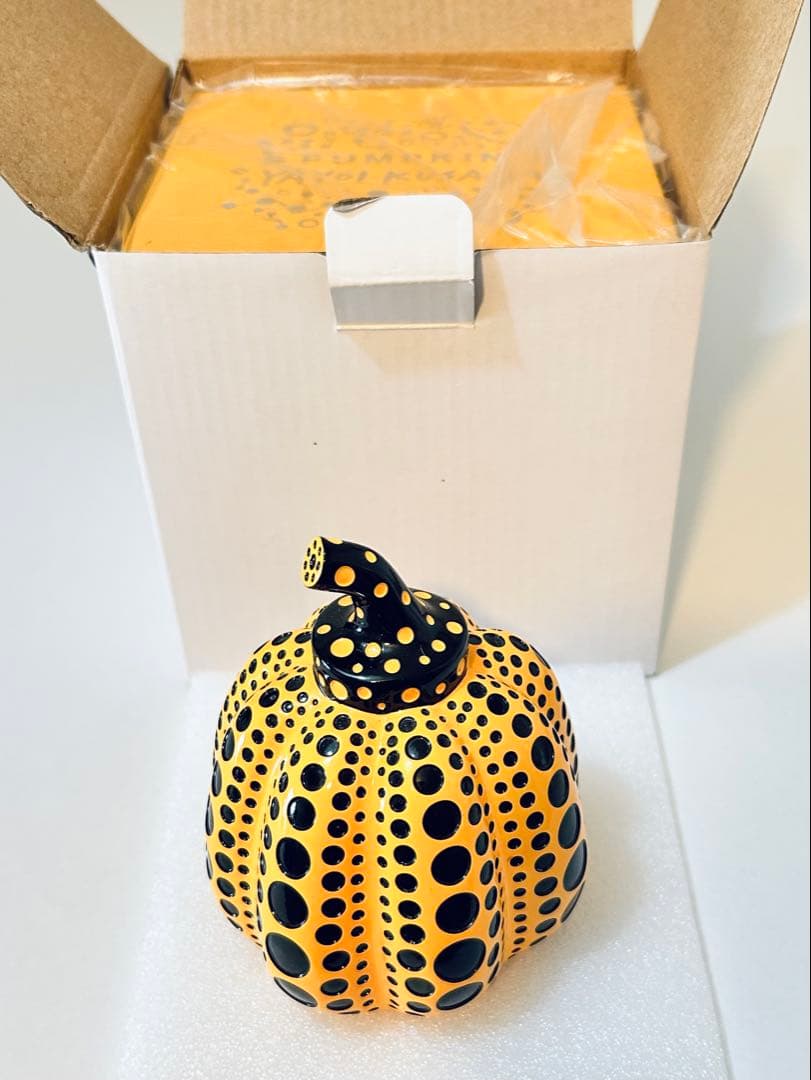 836【草間彌生公式／正規品】￥38,500／オブジェかぼちゃ／現行品番