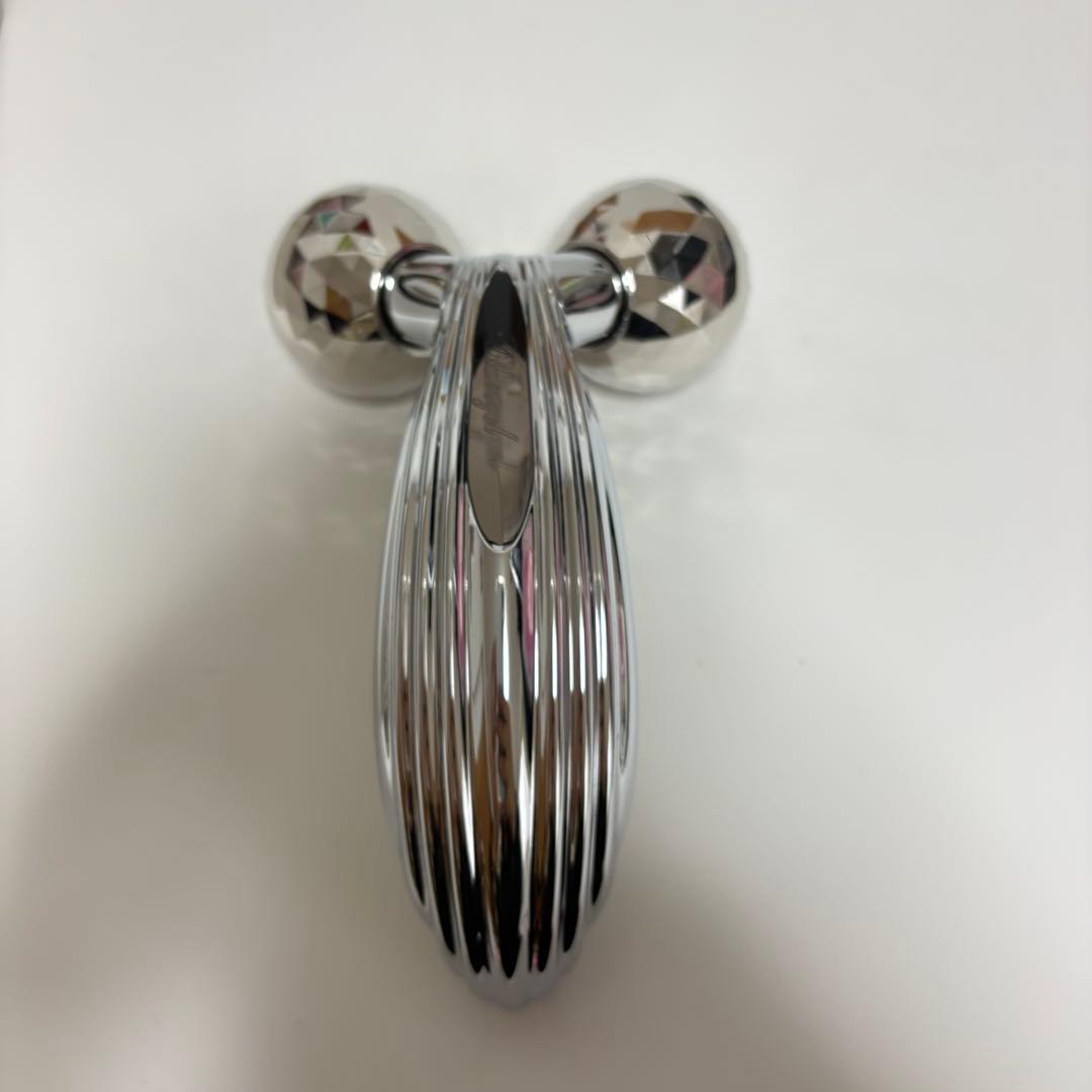 【新品未使用】リファ　カラットレイ　美顔器ローラー　ダイアナコラボ 箱付き✨️