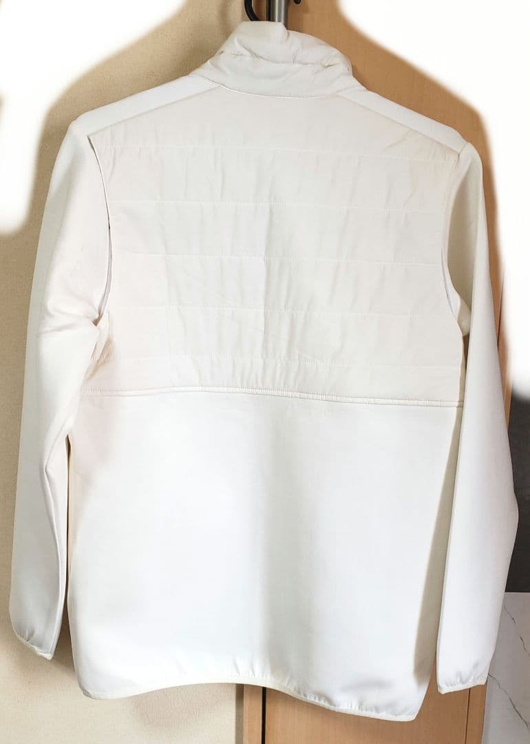  ゴルフ　ダウンジャケット