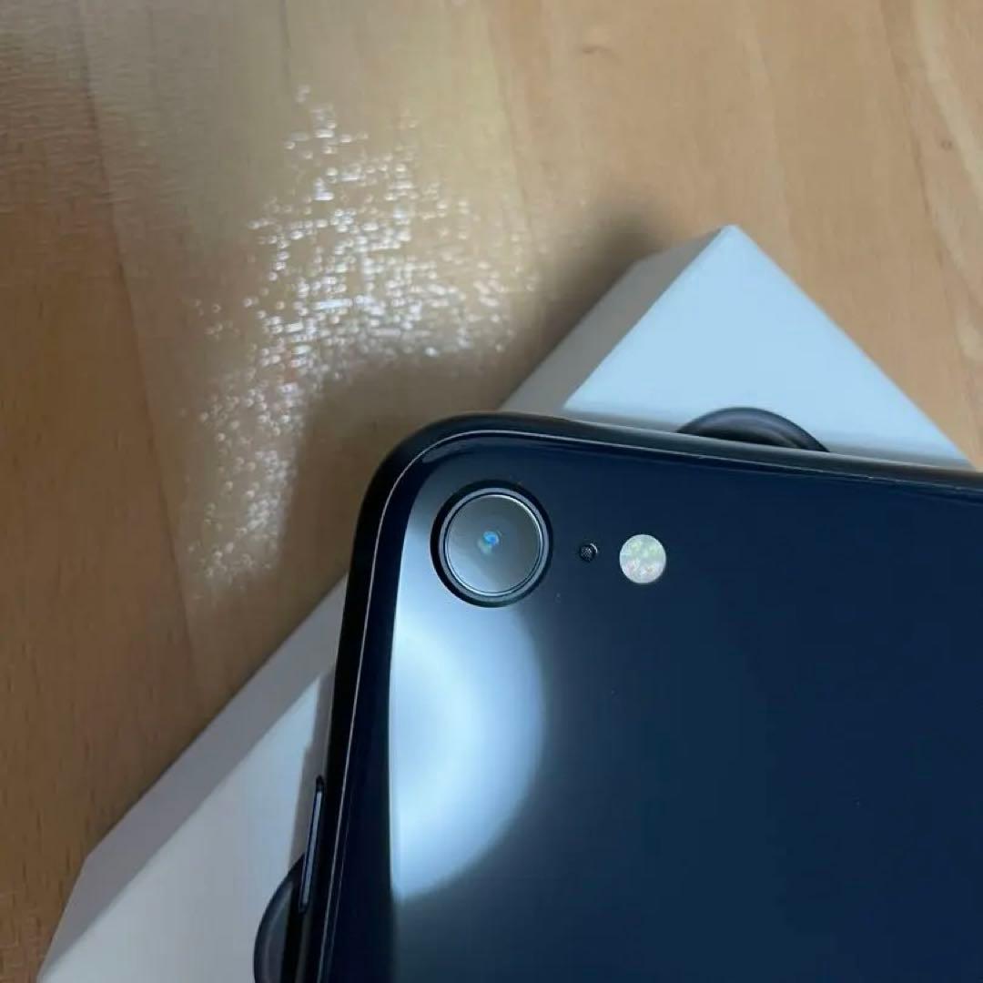 iPhoneSE 第3世代 本体 64gb iPhone SE se3 ブラック