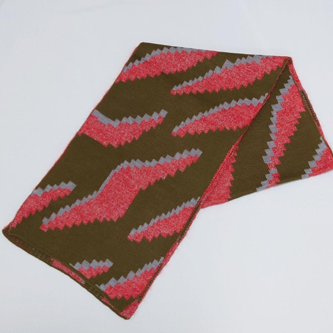 【新品タグ付き】ヴィヴィアンウエストウッド マフラー041 日本製