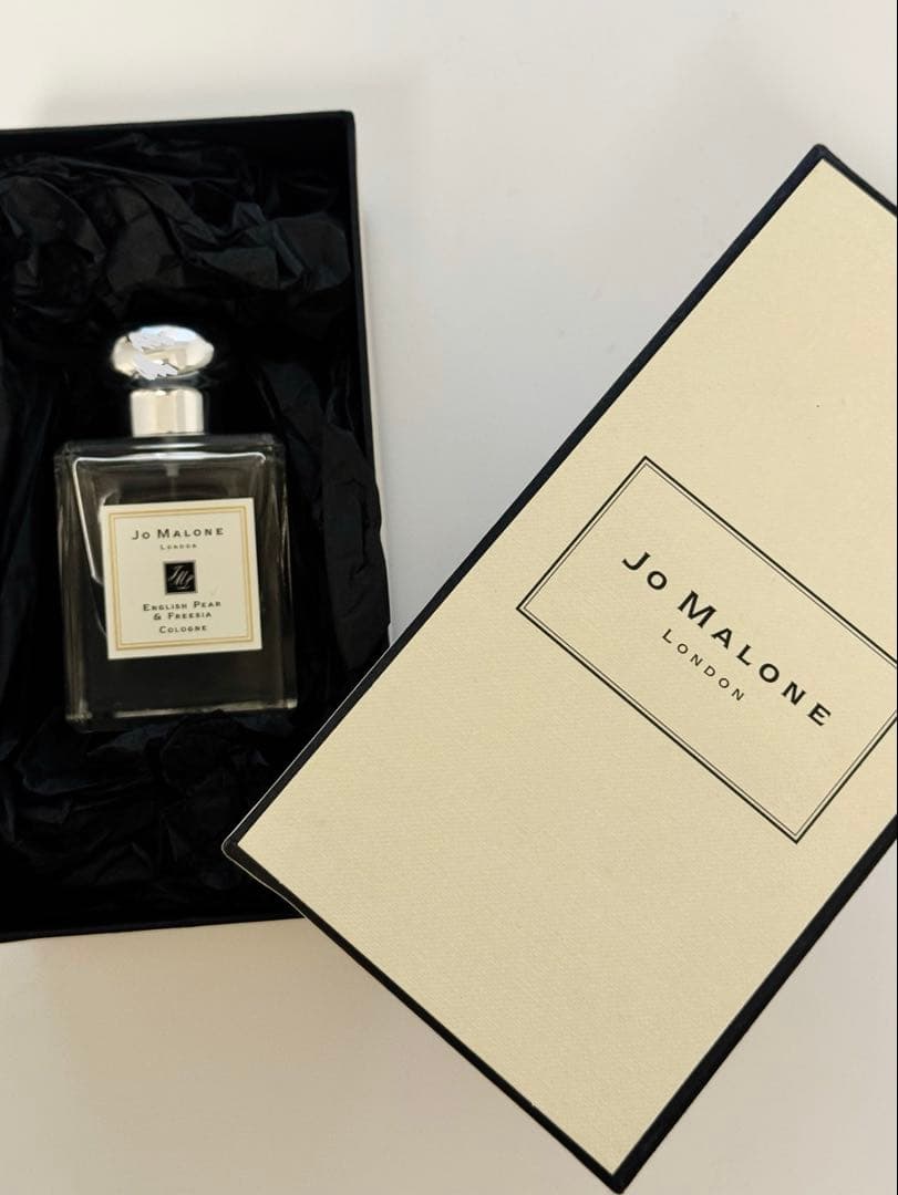 【新品未使用】ジョーマローン イングリッシュペアー&フリージア 香水 箱付き