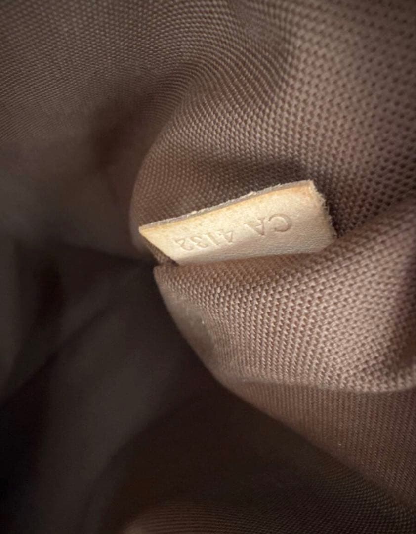 LOUIS VUITTON ルイ・ヴィトン カバボブール M53013