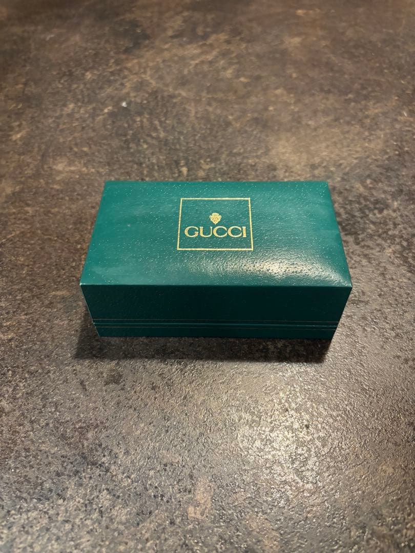 L*p様 GUCCI チェンジベゼル　12色　稼働未確認　　タイムセール