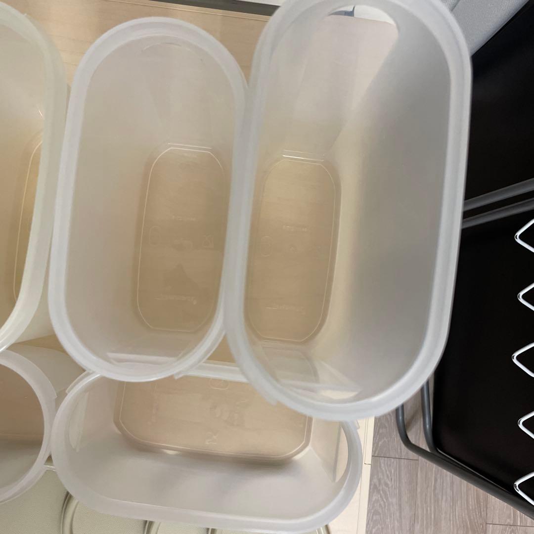 【値下げしました】タッパーウェアMM楕円　ベージュ　赤 セット