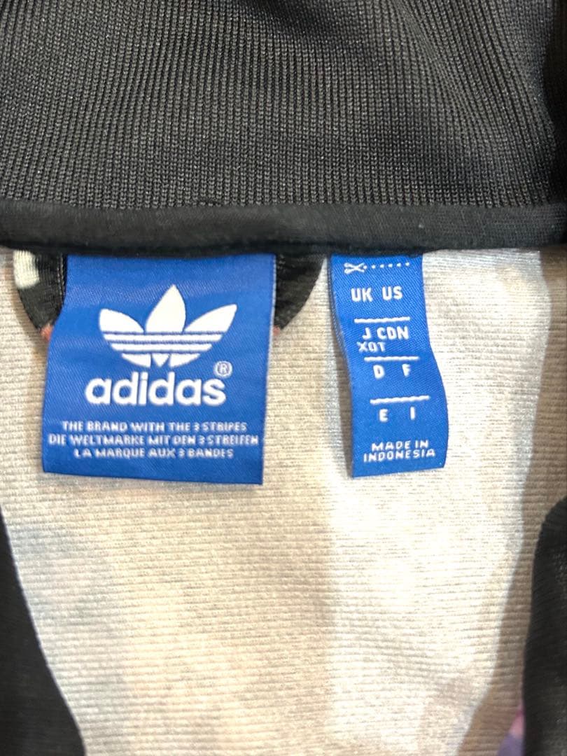 美品　adidas 花柄　ジャージ トラックスジャケットXOTサイズ