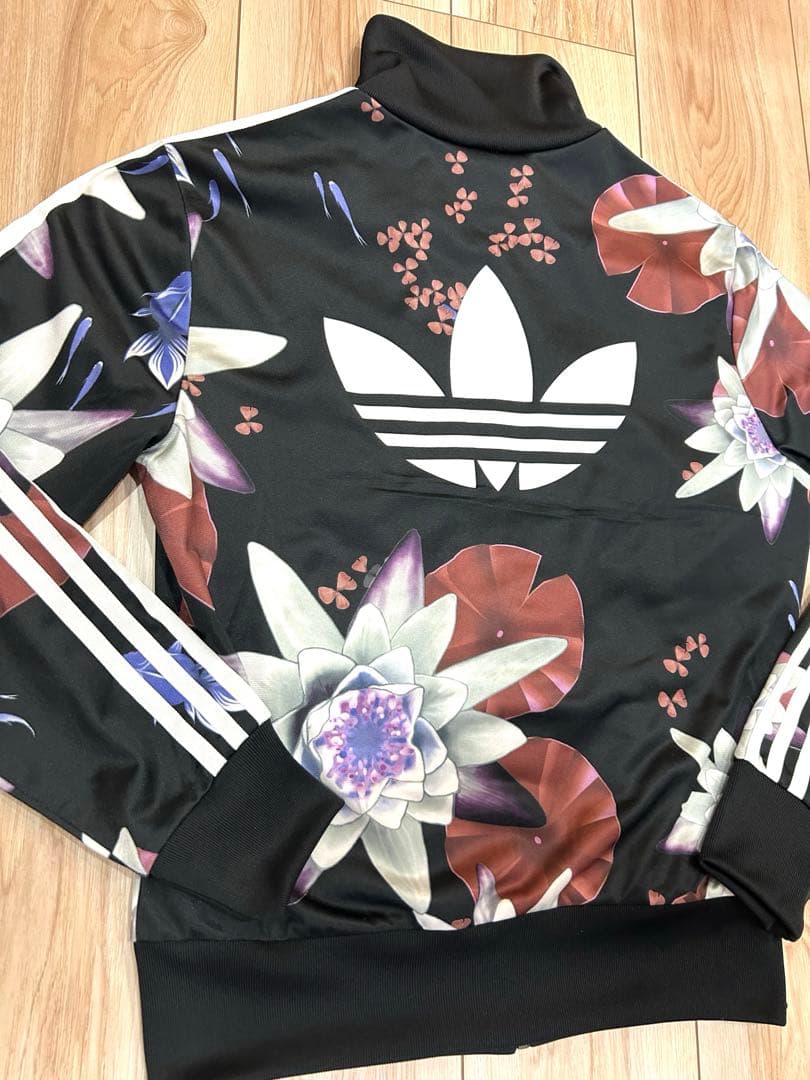 美品　adidas 花柄　ジャージ トラックスジャケットXOTサイズ