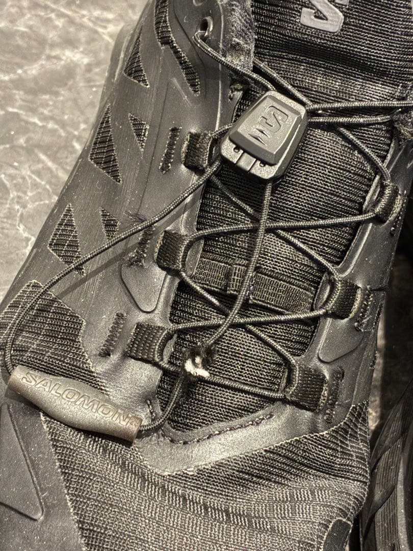 サロモン　SALOMON 黒ART NO.417339 ブラック