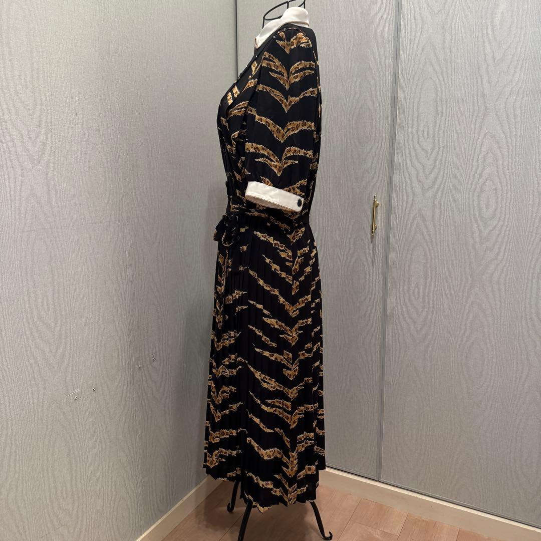 伊太利屋　レオパード柄　プリーツ　ワンピース