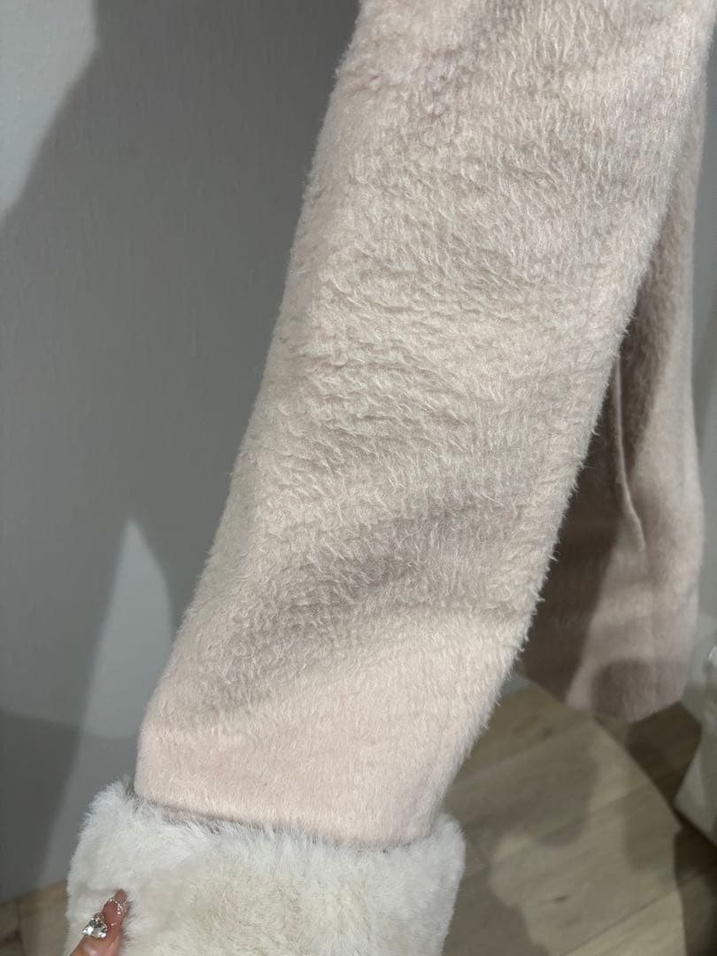 ロゼミューズ 2024 コート マフラー付き ピンク