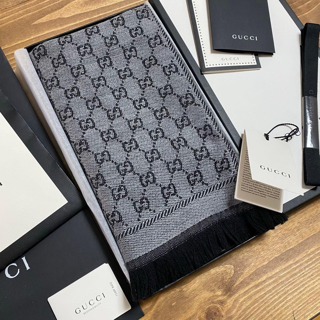 2025年購入大判新品✨GUCCIマフラー❗️箱紙袋セット❗️グッチマフラー