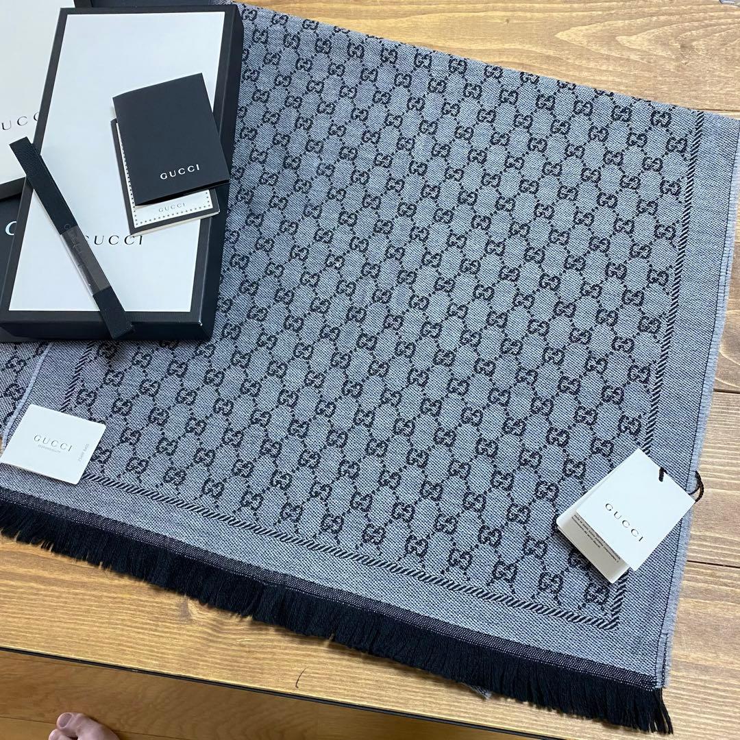 2025年購入大判新品✨GUCCIマフラー❗️箱紙袋セット❗️グッチマフラー