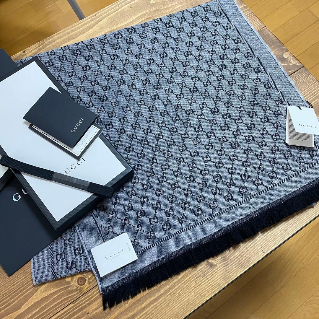 2025年購入大判新品✨GUCCIマフラー❗️箱紙袋セット❗️グッチマフラー
