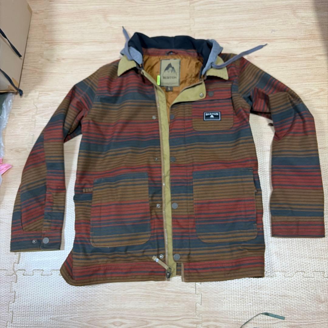 【最終値下大人気美品】BURTON 中綿フーディジャケット ボーダー柄Lサイズ