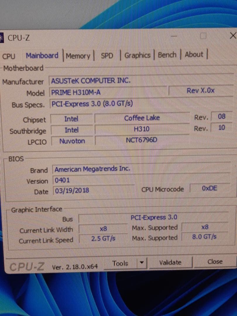 自作PC　第8世代i3・8GB・SSD128GB・RX550・Win11正式対応