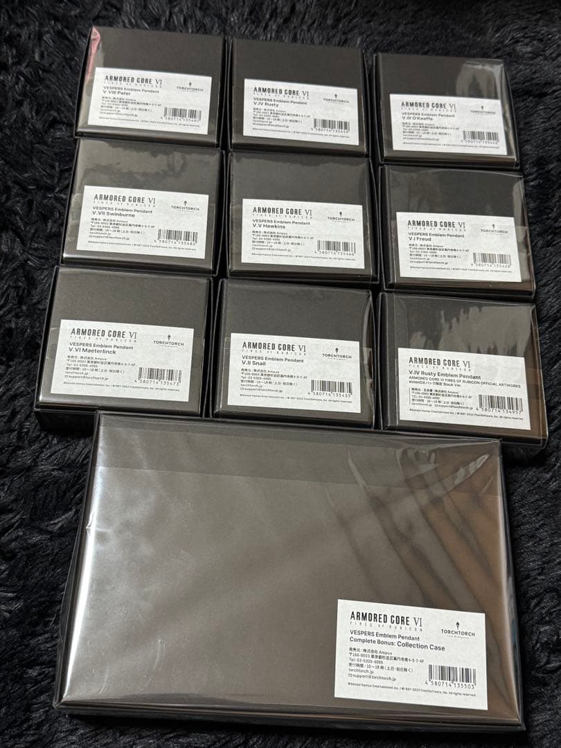 アーマードコア6 ヴェスパー部隊エンブレムペンダント ラスティ ブラックVer.