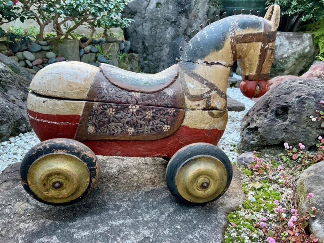 おもちゃの木馬　ヴィンテージ　アート　アンティーク風　古美術　インド　サーカス