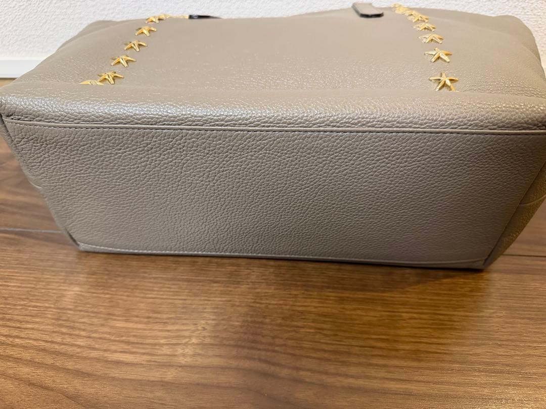 ジミーチュウ　トートバッグ