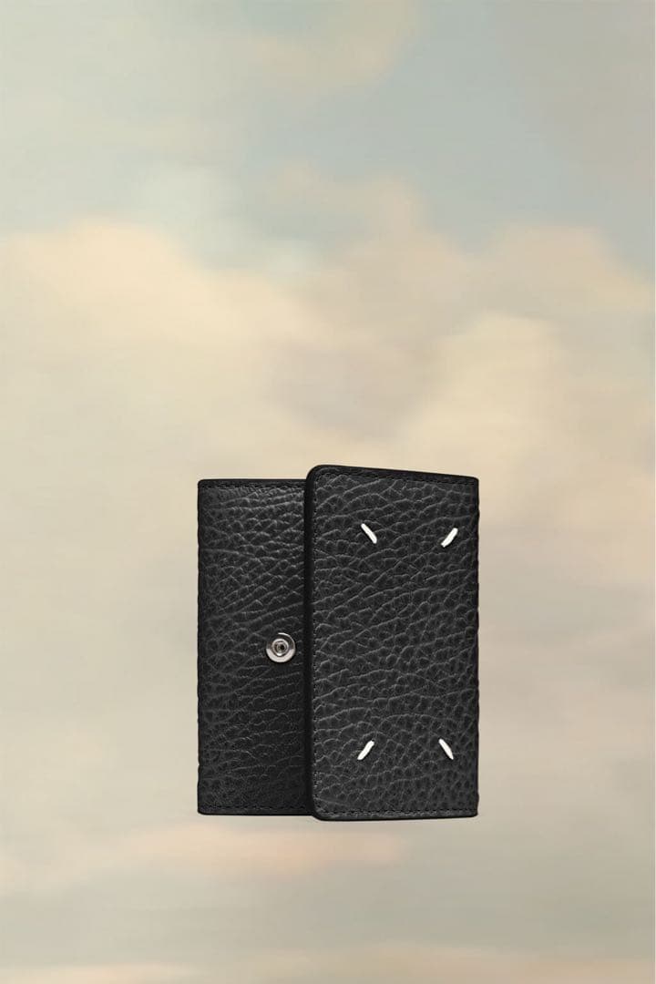 メゾン　マルジェラ　ブラックレザー 三つ折り財布