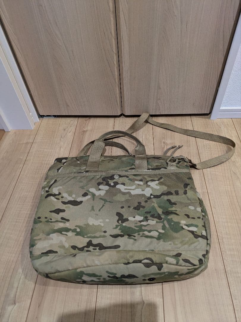 GREGORY マルチカム ショルダーバッグ