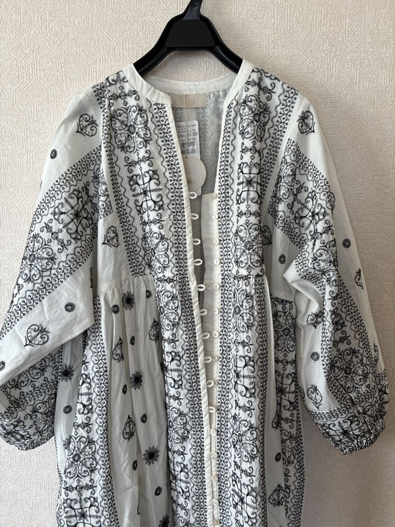 新品　ヤマダヤ　Ampleインド綿 刺繍ワンピース　フリーサイズ