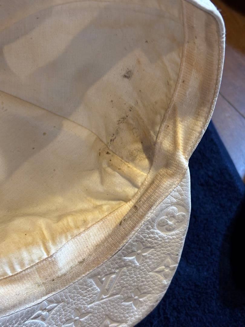 Louis Vuitton ホワイトキャスケット