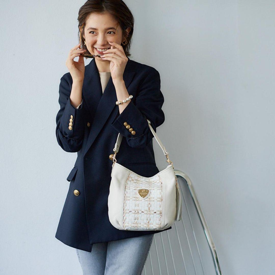 【良品】ATAO　❤️キャンディ・ルーク❤️　アイボリー　✳️保存袋無し