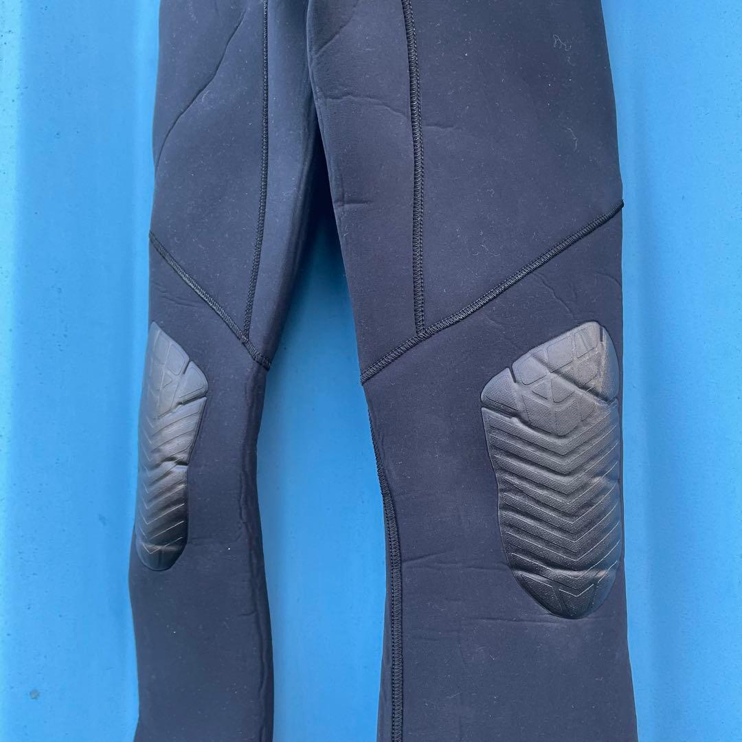 ビラボン　billabong ウェットスーツ　ジャーフル　MLサイズ　既製品