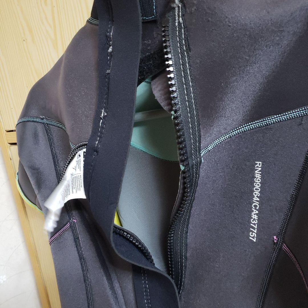 レディースウェットスーツ