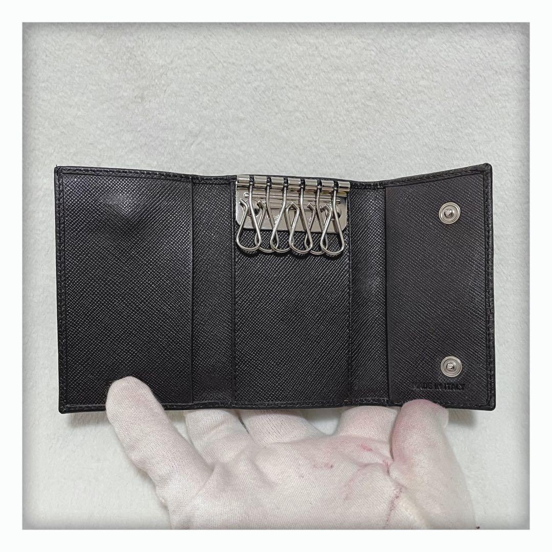 お値下げ‼️ ✨美品 大人気✨ プラダ サフィアーノ キーケース 6連 ブラック