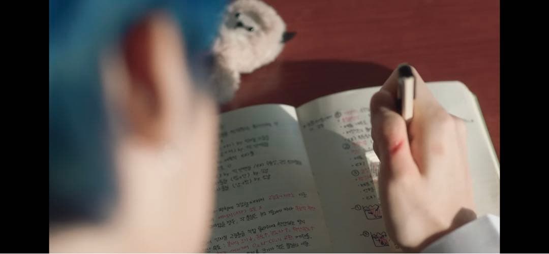 【激レア・美品・即日発送】 txt  MV モンスター　ぬいぐるみ　キーホルダー