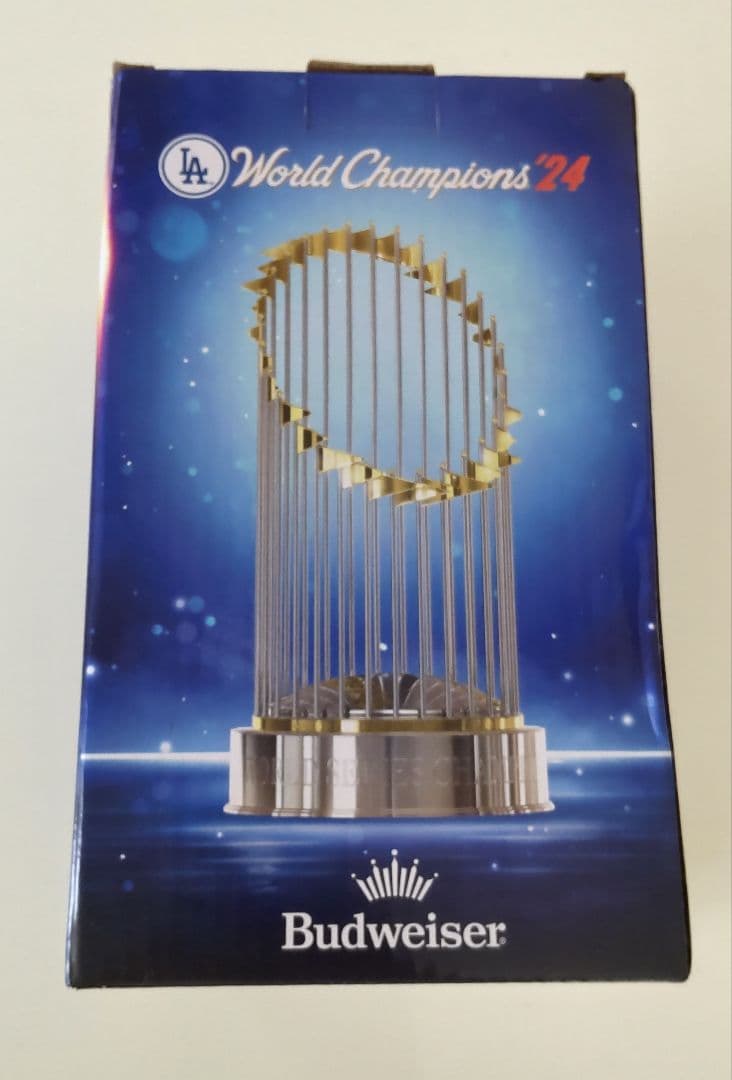 ロサンゼルス　ドジャース　ワールドシリーズ優勝トロフィー　レプリカ