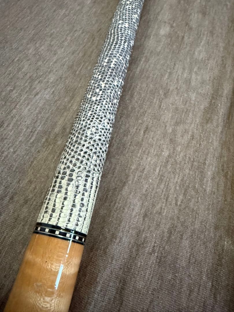 火*ブ様 MezzビリヤードキューEC-N　最終値下げ