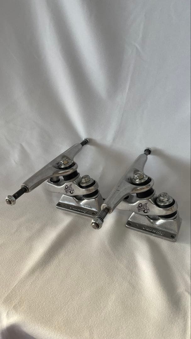 激レア！スケボー トラックGULLWING SIDEWINDER1 【送料無料】