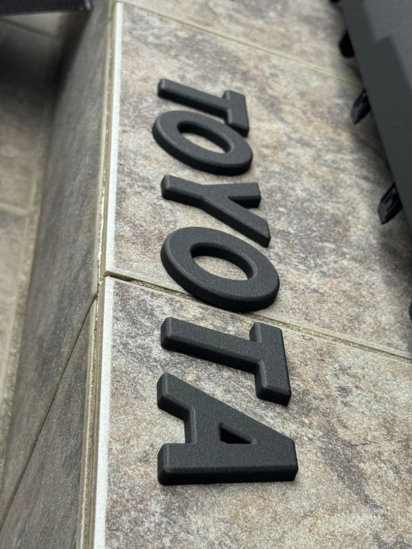 ②ランドクルーザー250 カウルトップ　グリル　ドアハンドル　ラプターライナー