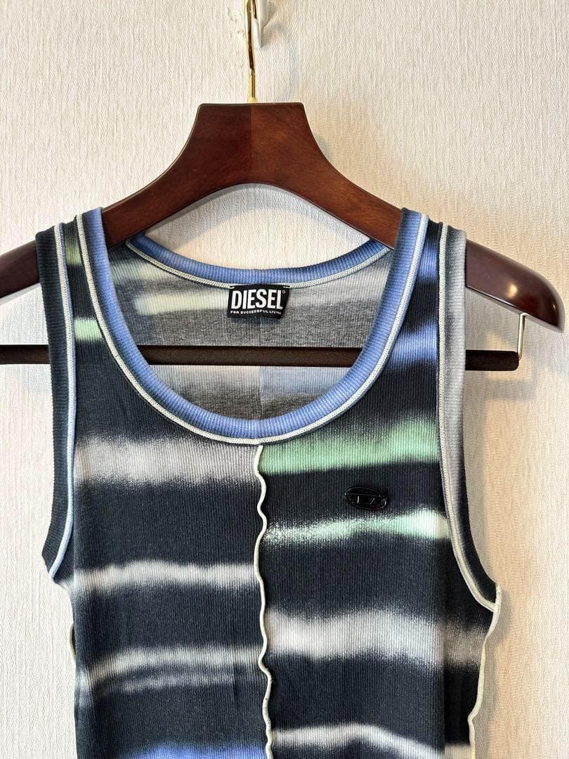 トップス Diesel 22ss Gradation D Logo Tank Top