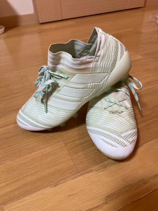 サッカースパイク