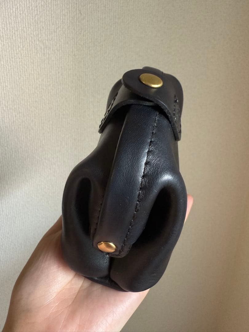 HERZ ヘルツ　日本製 ガマ口ポーチ ブラック　レザー