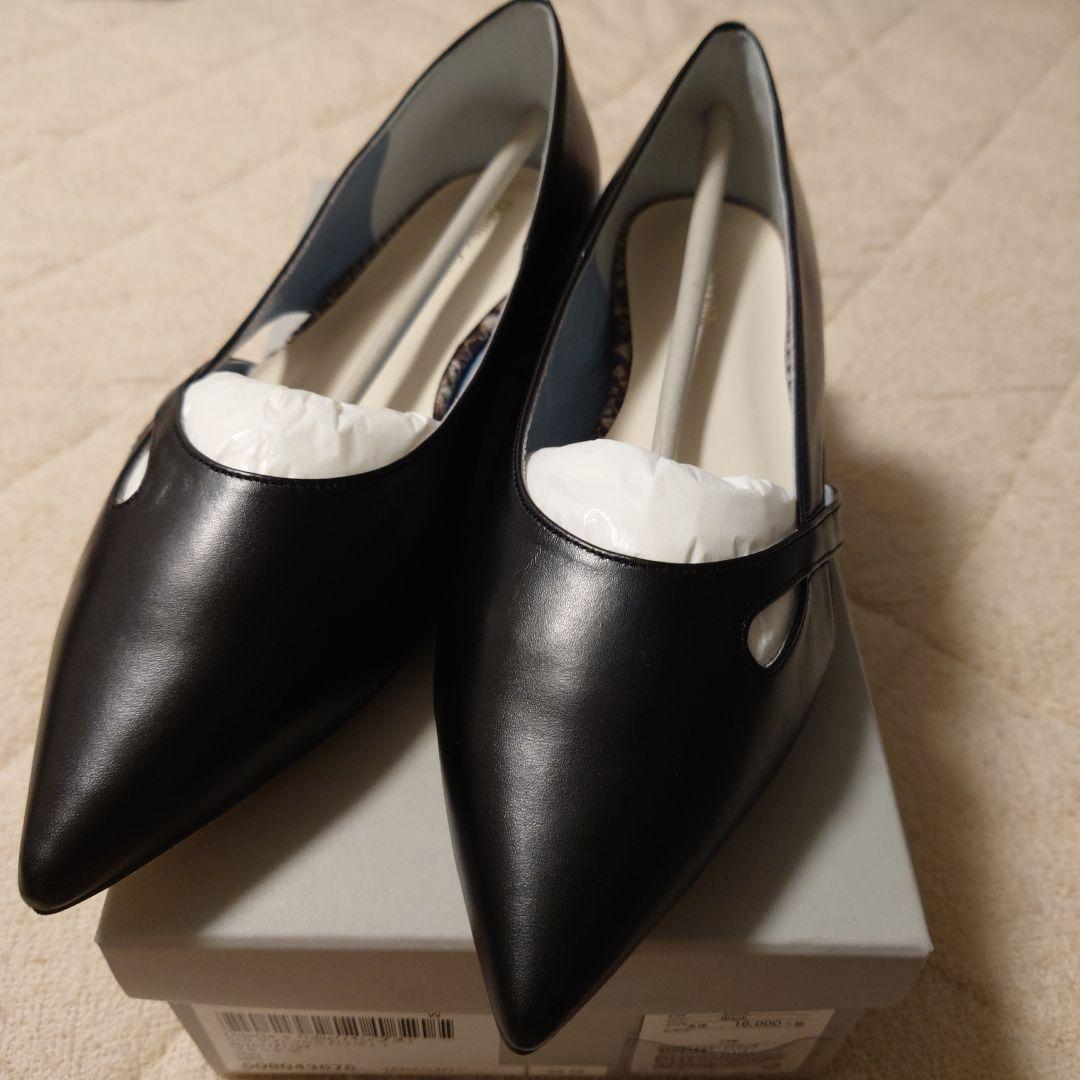 【未使用】オデットエオディール　ブラック ポインテッドトゥ フラットシューズ