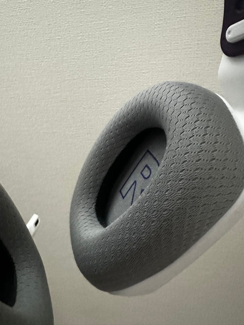 Logitech G733 ワイヤレスゲーミングヘッドセット ホワイト