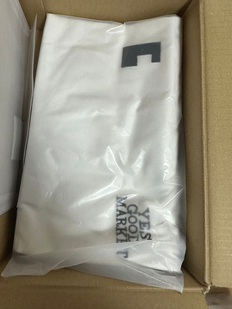 C” MASSIVE S/S T-SHIRT WITH clesste ホワイト