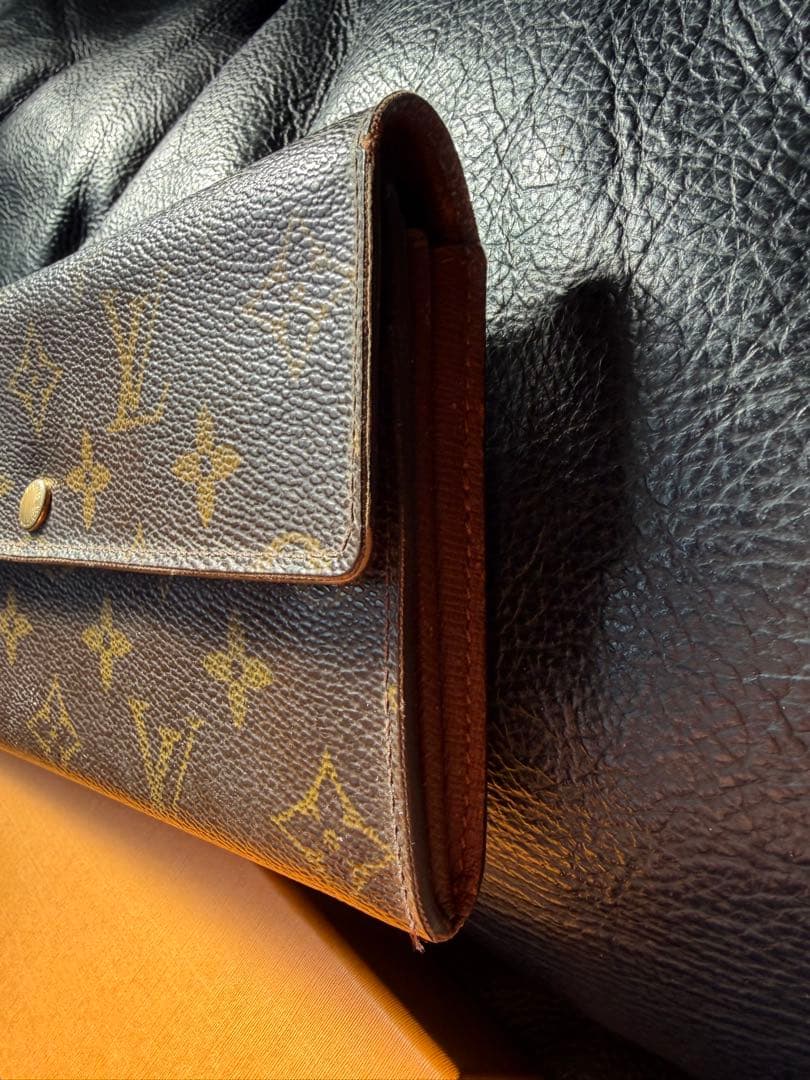 LOUIS VUITTON ポルトフォィユサラ 美品