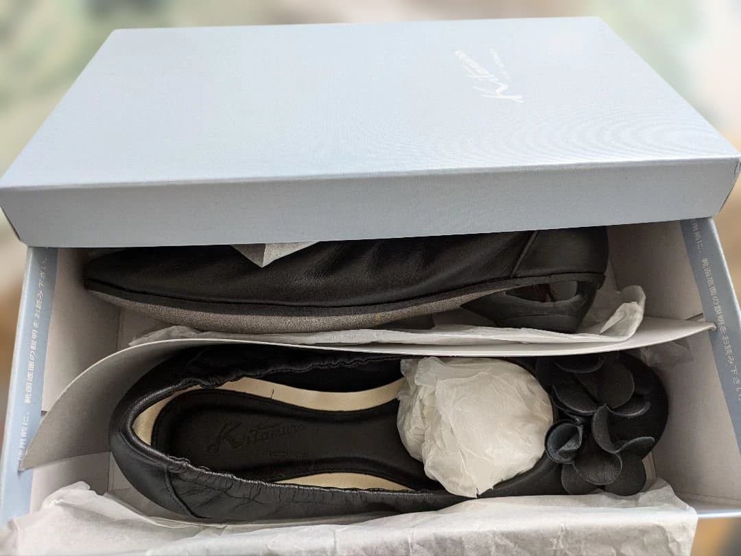 週末限定再値下！新品キタムラ　とても柔い革歩きやすいローヒールパンプス24cm黒