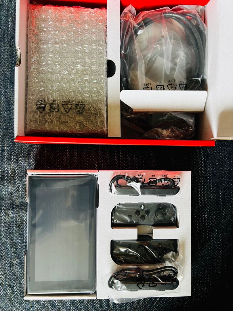 【新品未開封】Nintendo Switch 有機ELモデル ホワイトに近い商品